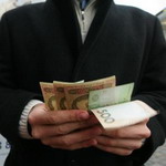 Кримінал: Пока житомирянин отбывал наказание в тюрьме, на его имя взяли кредиты в 10 банках