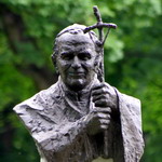 Люди і Суспільство: В центре Житомира установят памятник Папе Римскому
