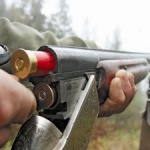 Надзвичайні події: В Житомирской области охотник по неосторожности выстрелил в живот односельчанину