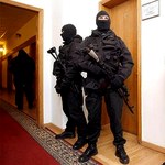 Кримінал: В Житомирской области бойцы СБУ арестовали районного прокурора Руслана Демчука