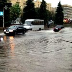 Надзвичайні події: Житомир накрыло сильными дождями. Из-за грозы часть города осталась без электричества