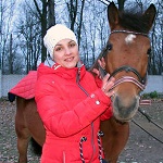 Люди і Суспільство: Житомирянка Олеся Марчук лечит детей с диагнозом ДЦП верховой ездой на лошадях