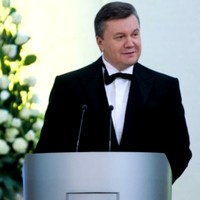 Суспільство і влада: Януковичу 63. Житомирский губернатор один из первых поздравил президента с днем рождения