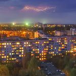Новини України: Гидрометеоцентр: сегодня ночью и завтра днем в Житомире и области грозы, возможен град