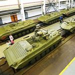 Житомирский бронетанковый завод получил заказ на ремонт 135 бронемашин