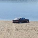 Надзвичайні події: На пляже в житомирском Гидропарке застрял столичный Mercedes. ФОТО