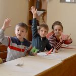 В Житомире детей бесплатно обучали искусству оригами. ФОТО