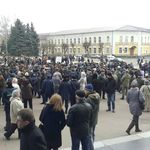 Люди і Суспільство: Активисты не дали коммунистам провести митинг в центре Житомира. ФОТО