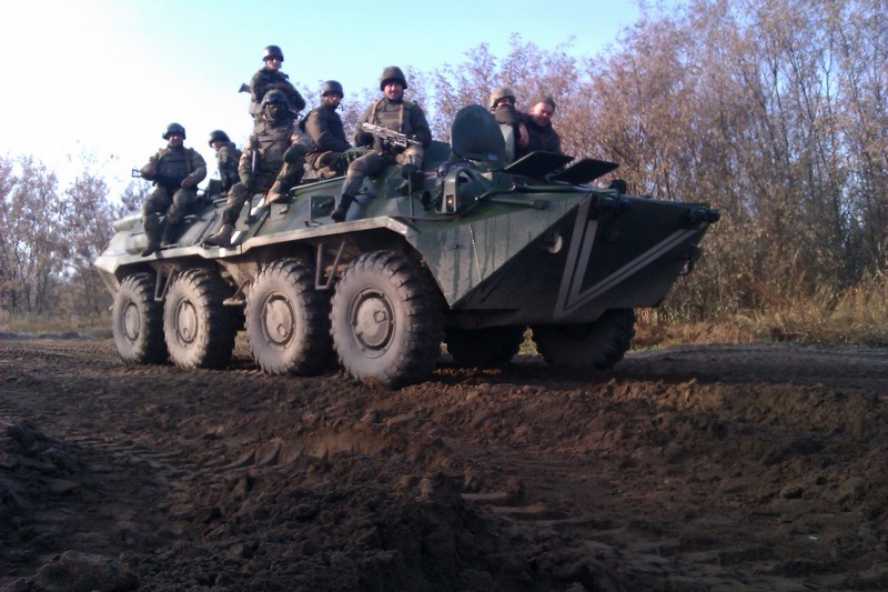 Війна в Україні: Львовские десантники проводят учения на полигоне вблизи Житомира. ФОТО